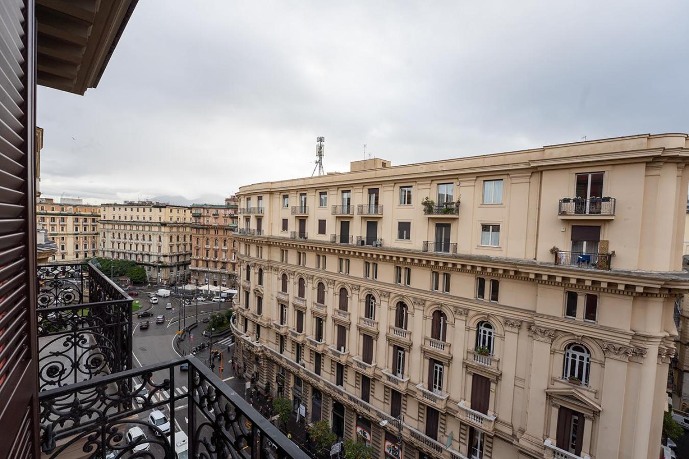 Hotel P.C. Boutique H. Vesuvius, Napoli Centro, by ClaPa Group Extérieur photo